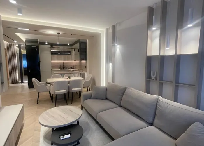 Lujo Art & Joy Apartment